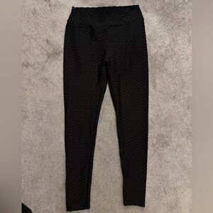 Black Textured leggings